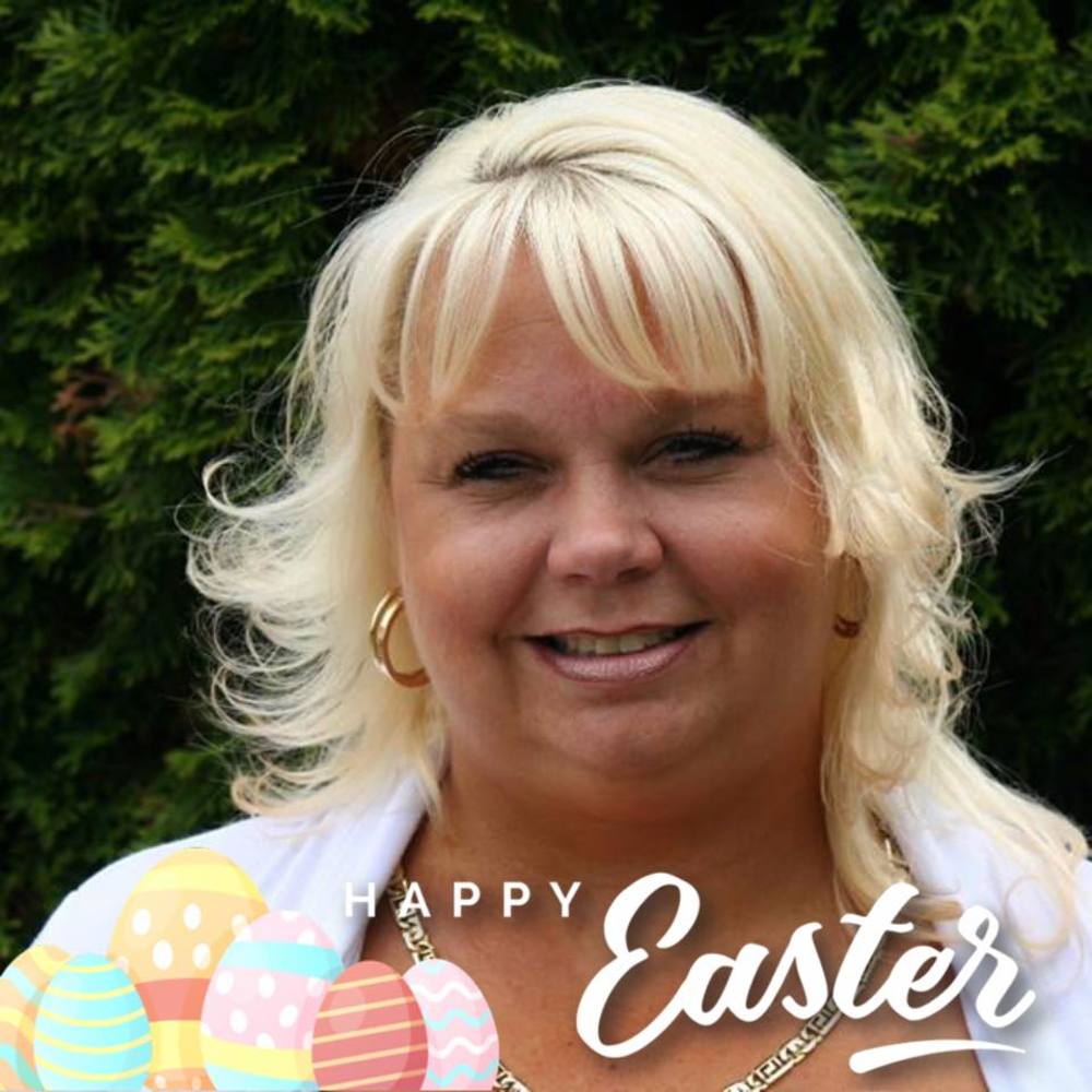 Meet your Posher, Adrienne